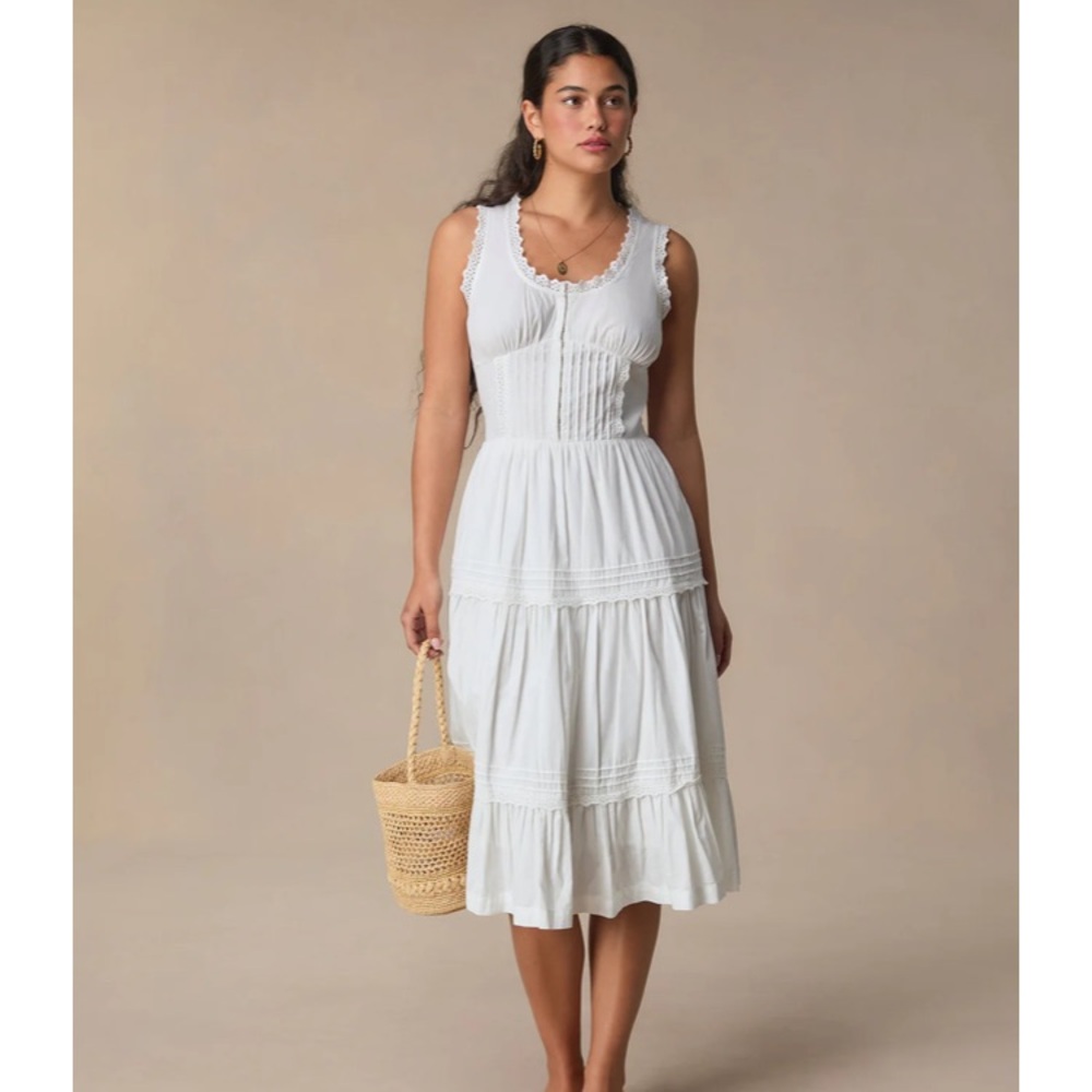 ISO rouje roselene dress